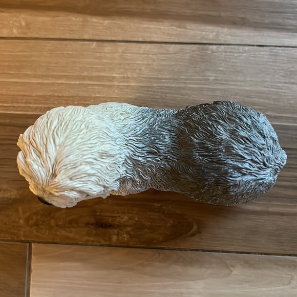 Old English Sheepdog Figurine Made of Resin - Picture 8 of 9